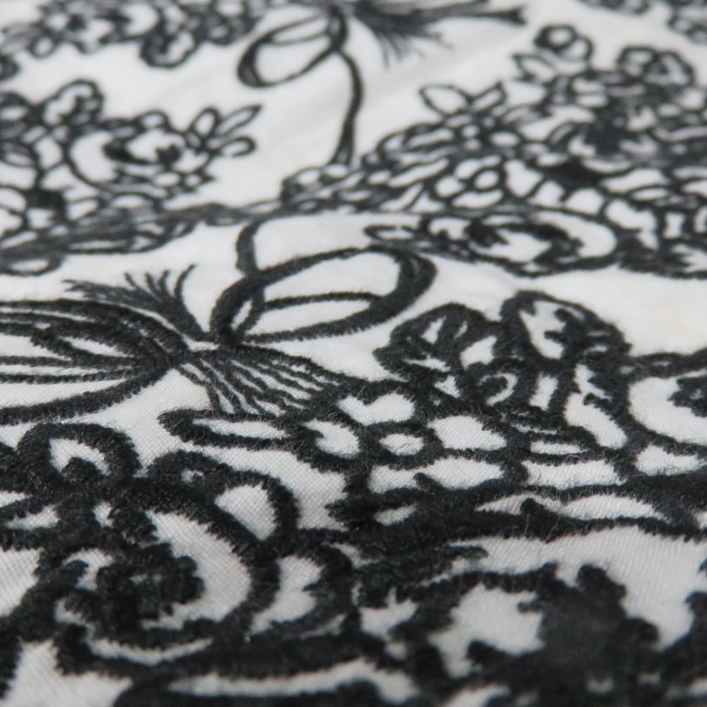 Stunning Betsey Johnson Black Tulle & White Embroidered Strapless Cocktail dress - Picture 12 of 14